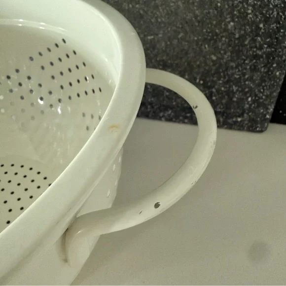 Hearth & Hand White Colander - Picture 2 of 7
